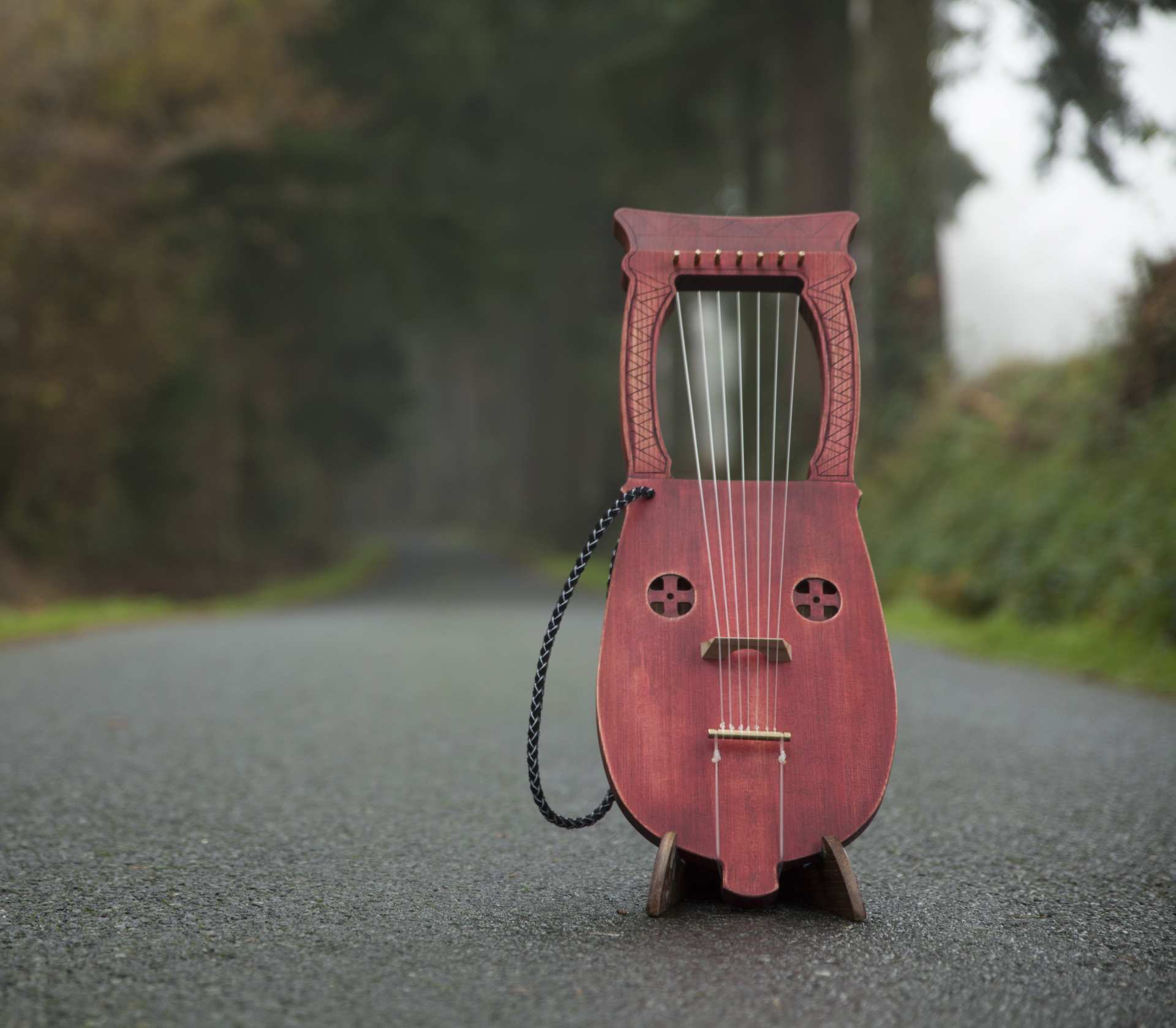 Lyre de Kravik | Red - Atelier Skald